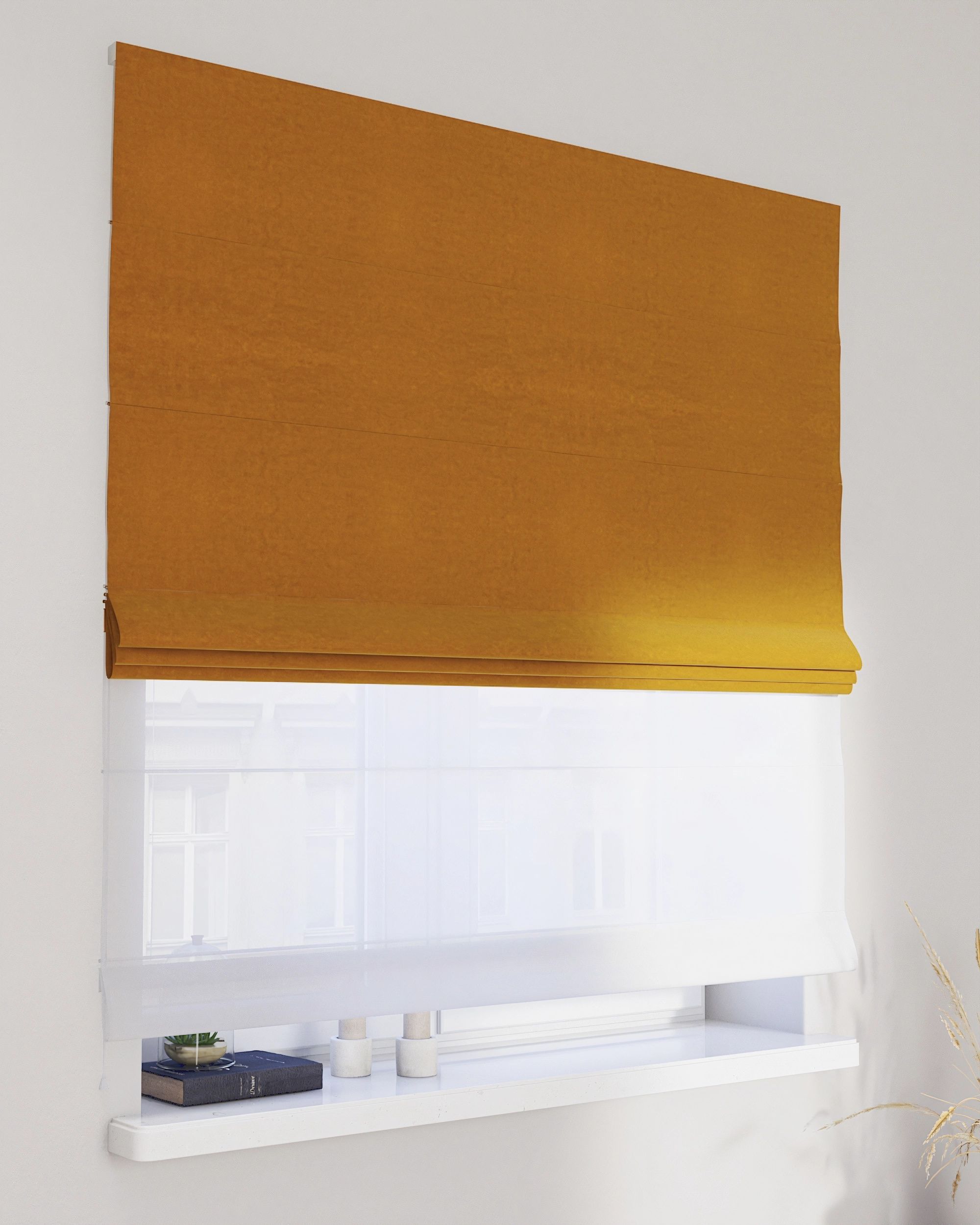 Duo med ensfarvet voile farge gul stoff blank, velur